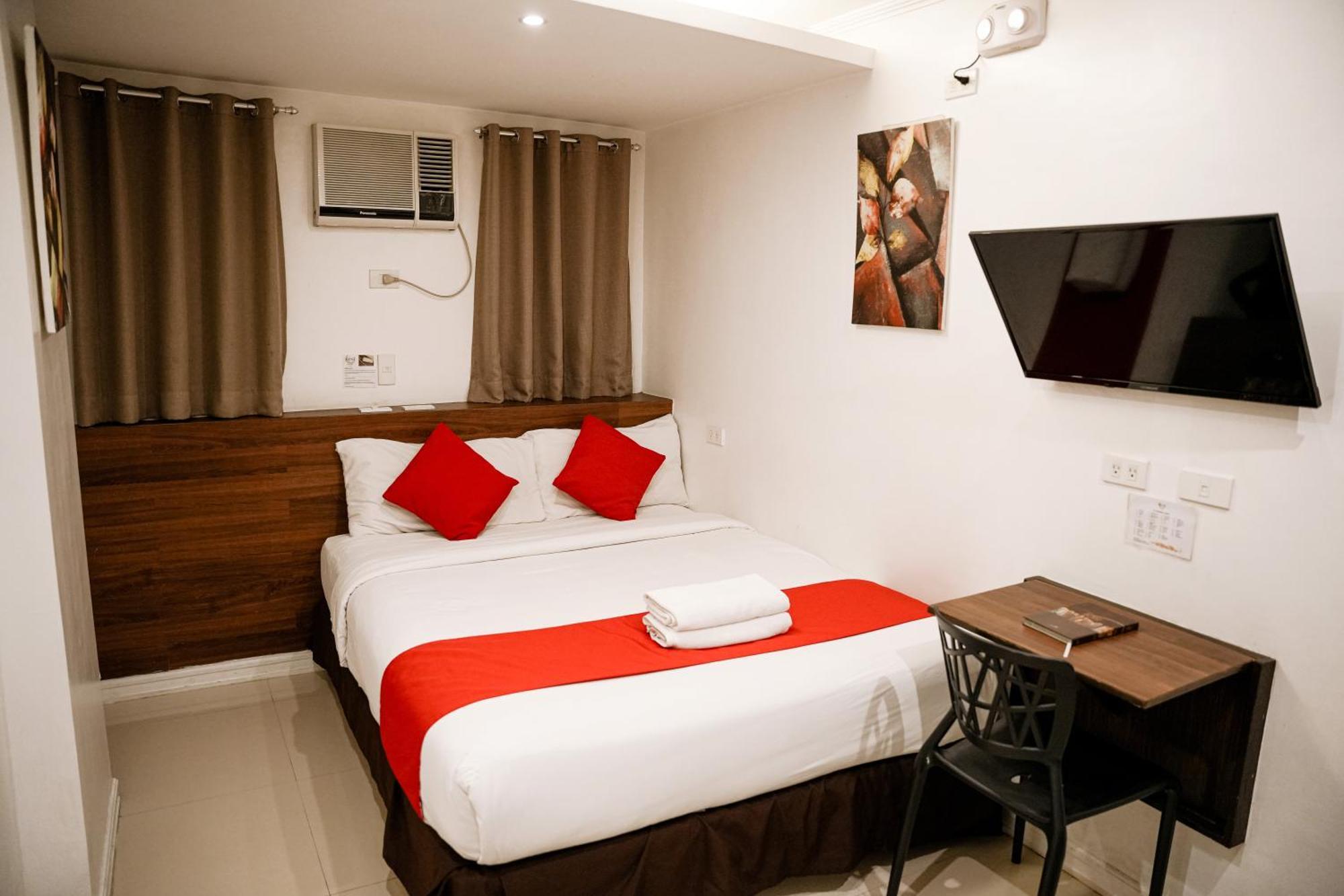 Nest Fort Bgc Makati City Esterno foto